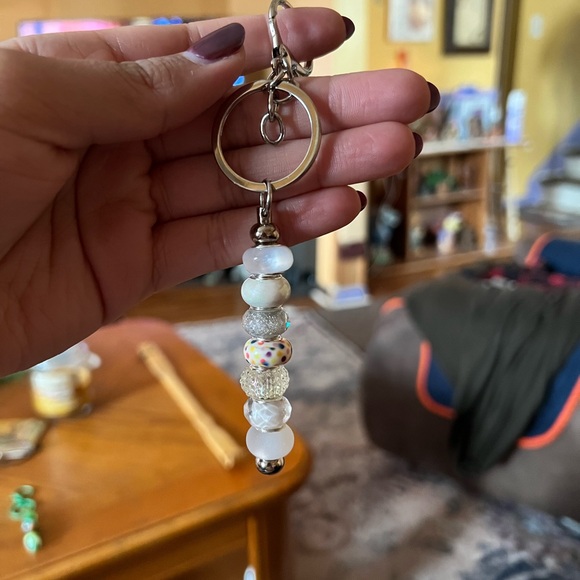 Colorful Beaded Keychains Set - Picture 9 of 10